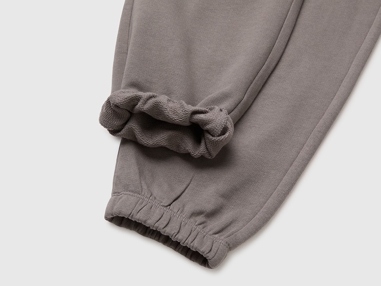 Benetton Erkek Çocuk Koyu Gri Beli İpli Paçası Lastikli Cepli Eşofman Altı