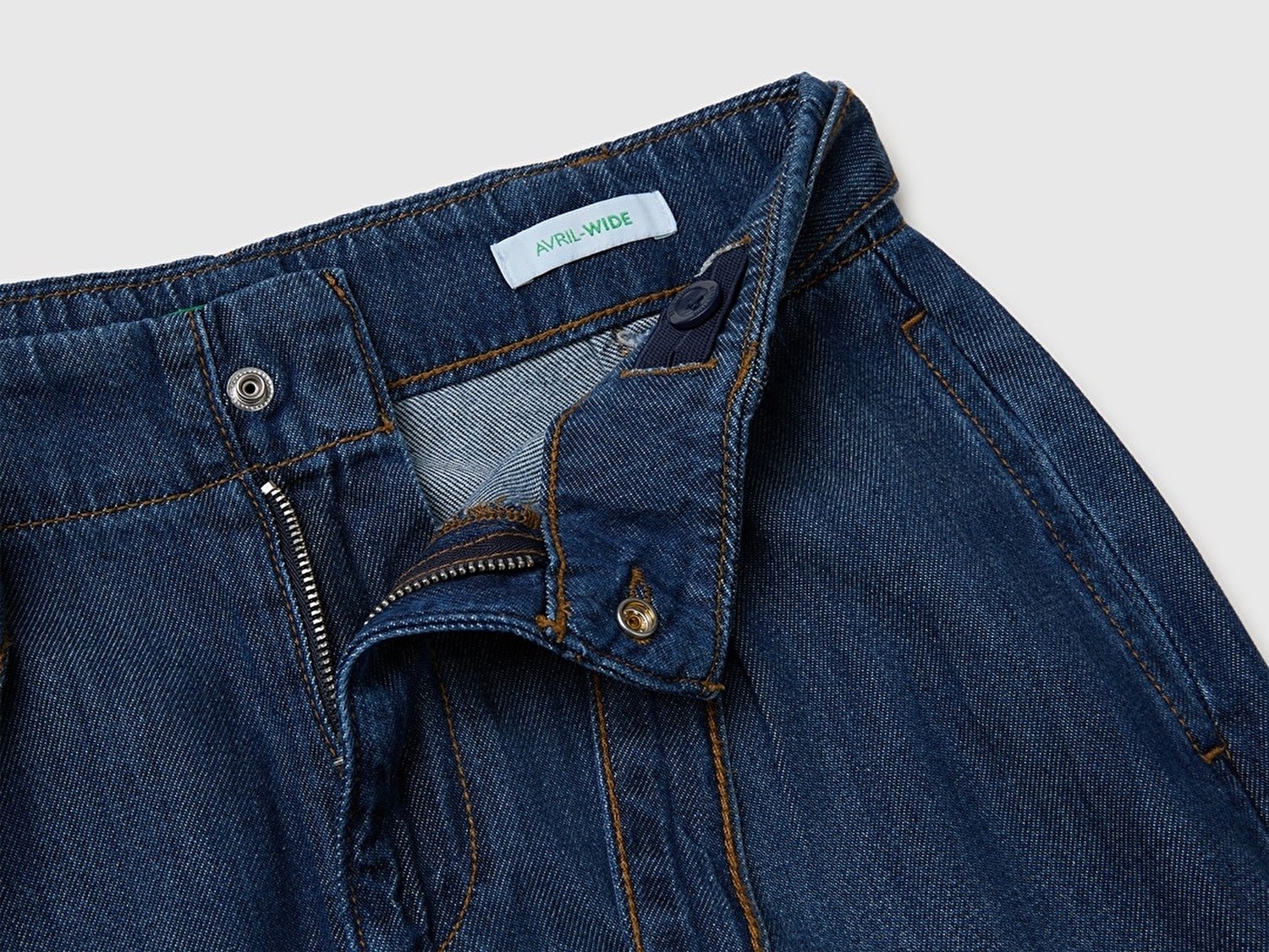 Benetton Kız Çocuk Koyu Denim Bol Paça Denim Kemerli Pantolon