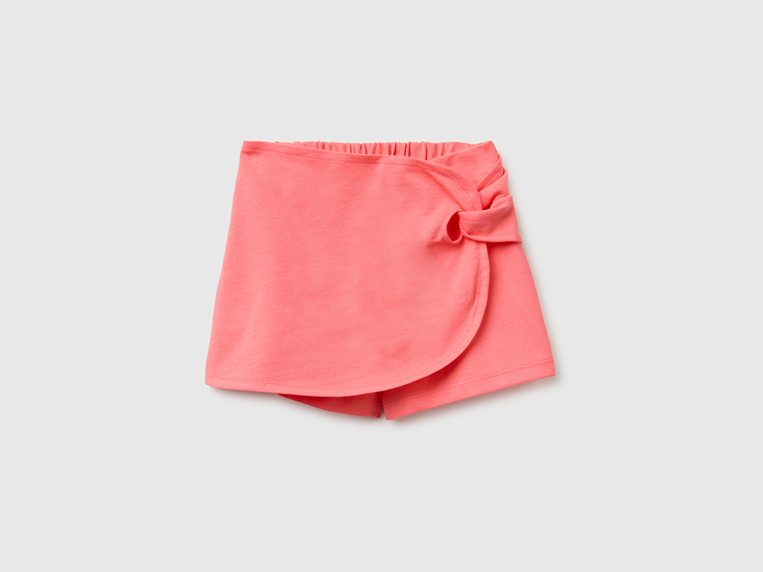 Benetton Kız Bebek Mercan Arkası Logo Detaylı Önü Çapraz Şort Etek