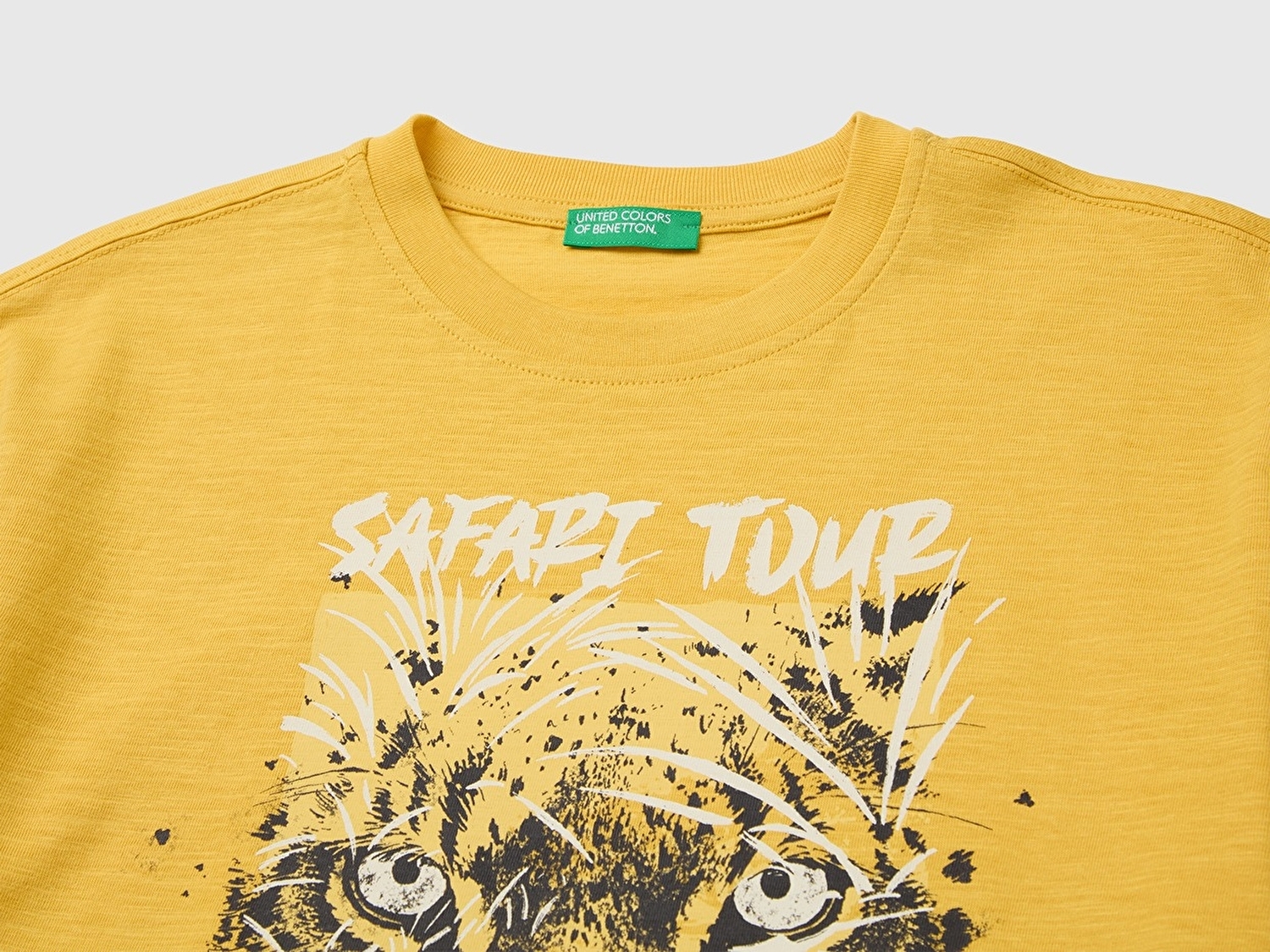 Benetton Erkek Çocuk Hardal Sarısı Önü Baskı Detaylı Bisiklet Yaka T-Shirt