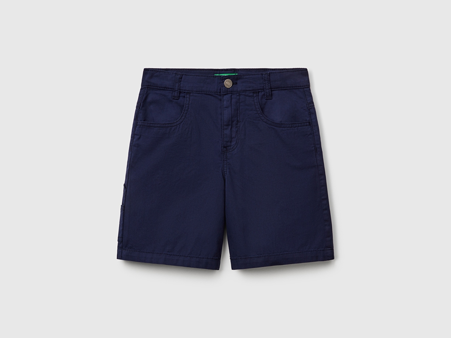 Benetton Erkek Çocuk Lacivert Arka Cebi Logo Nakış Detaylı Regular Fit Bermuda Şort