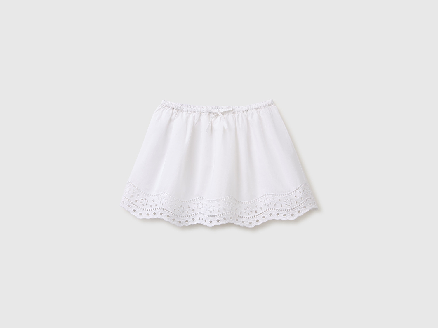 Benetton Kız Çocuk Beyaz Nakış Detaylı Beli İpli Etek