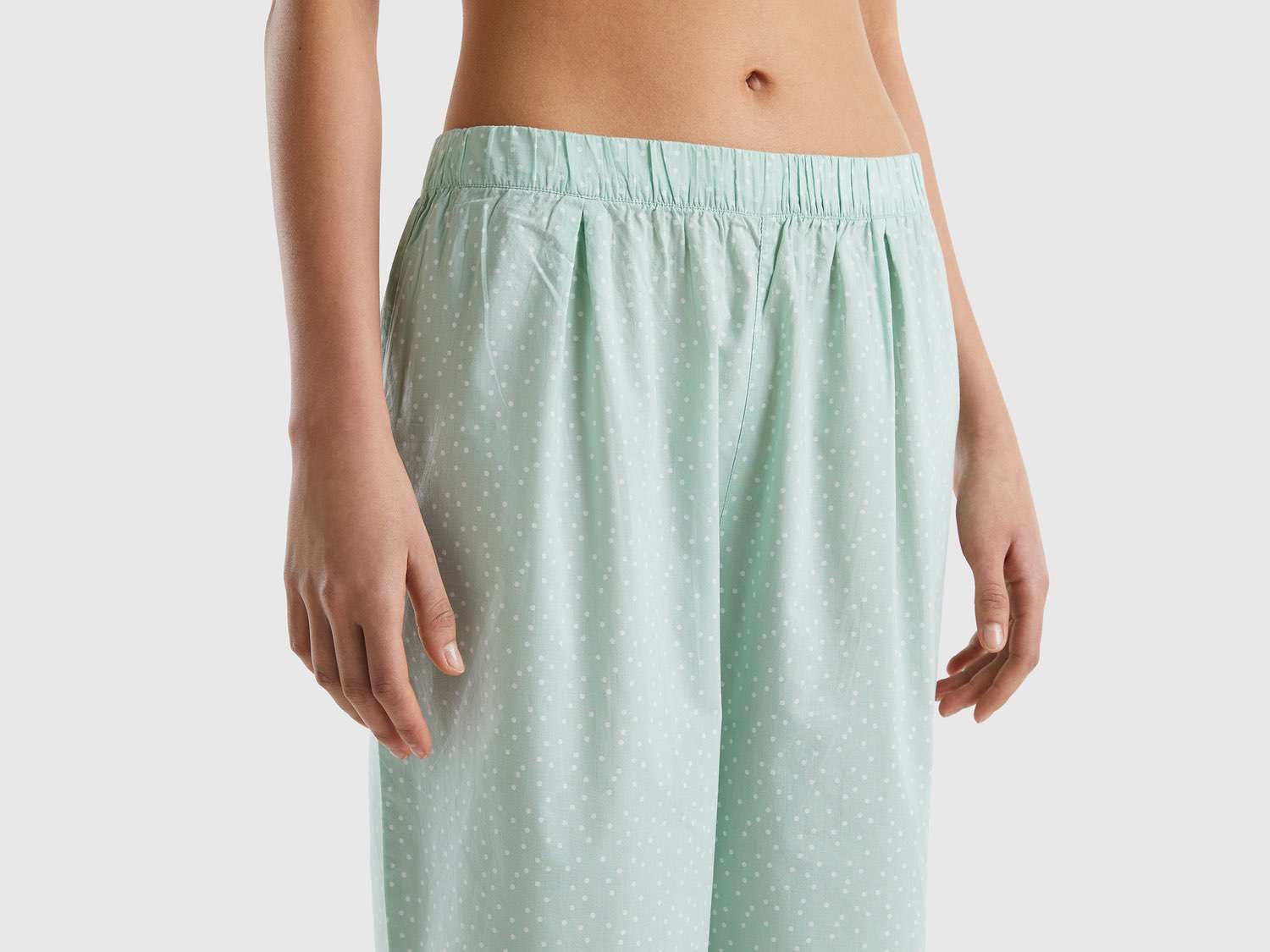 Benetton Kadın Antrasit Puantiyeli Bol Paça Pijama Takımı