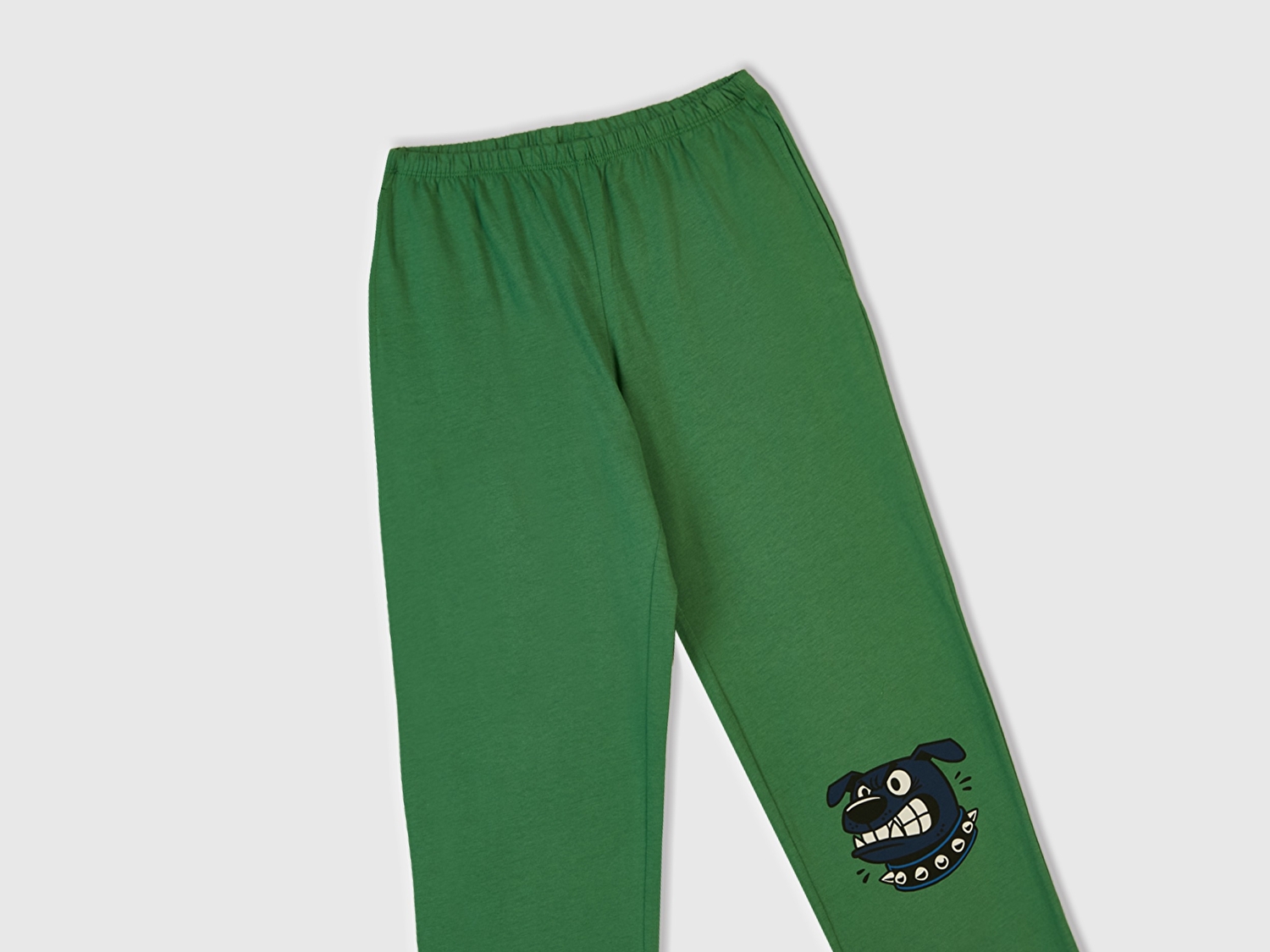 Benetton Erkek Çocuk Yeşil Üstü Baskılı Altı Cepli Pijama Takımı