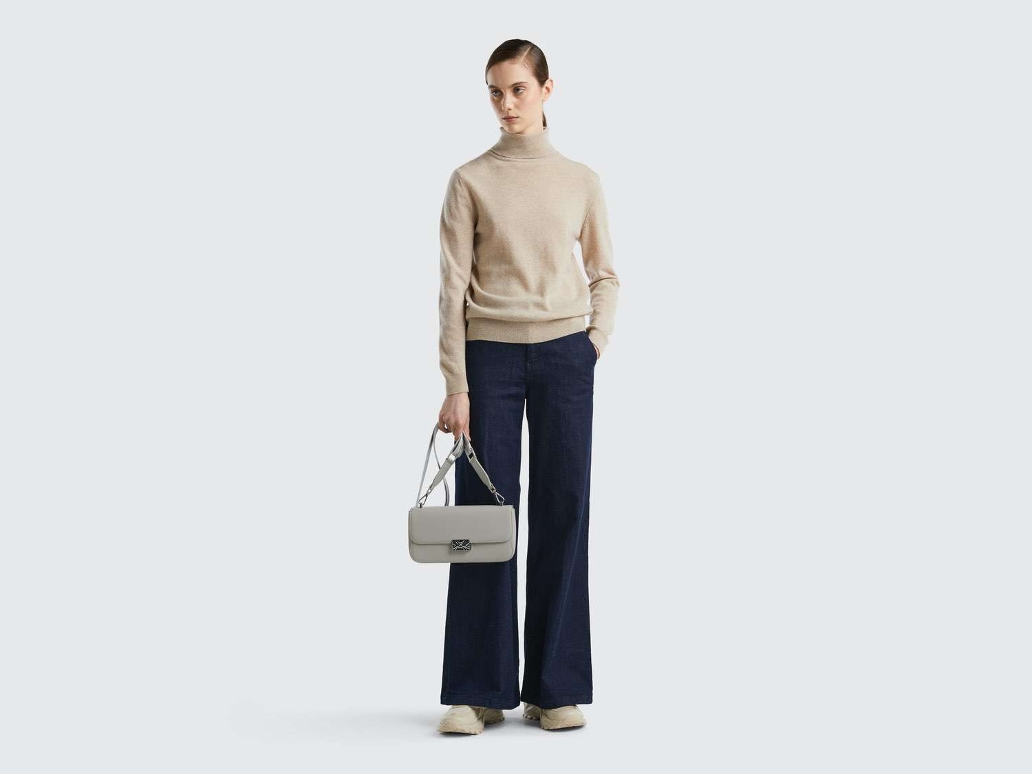 Benetton Kadın Ekru %100 Merino Dik Yaka  Kazak