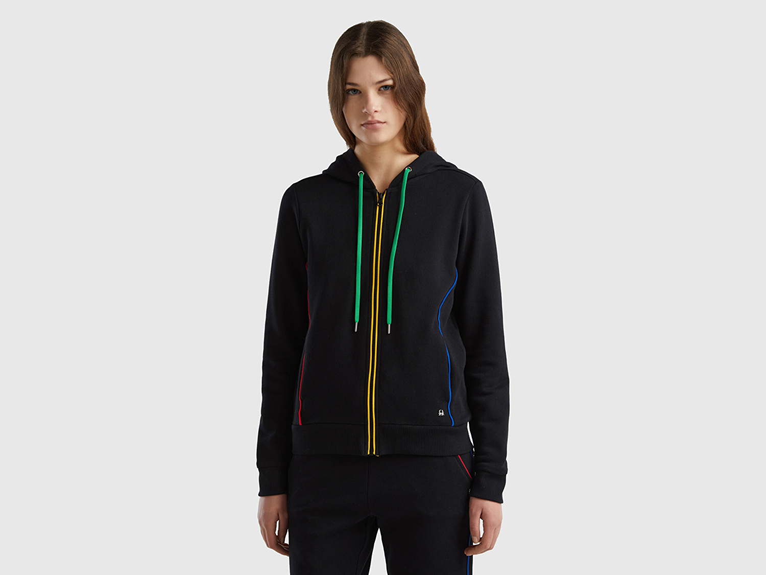 Benetton Kadın Siyah %100 Koton Fermuarlı Kapşonlu Renkli Biyeli Sweatshirt