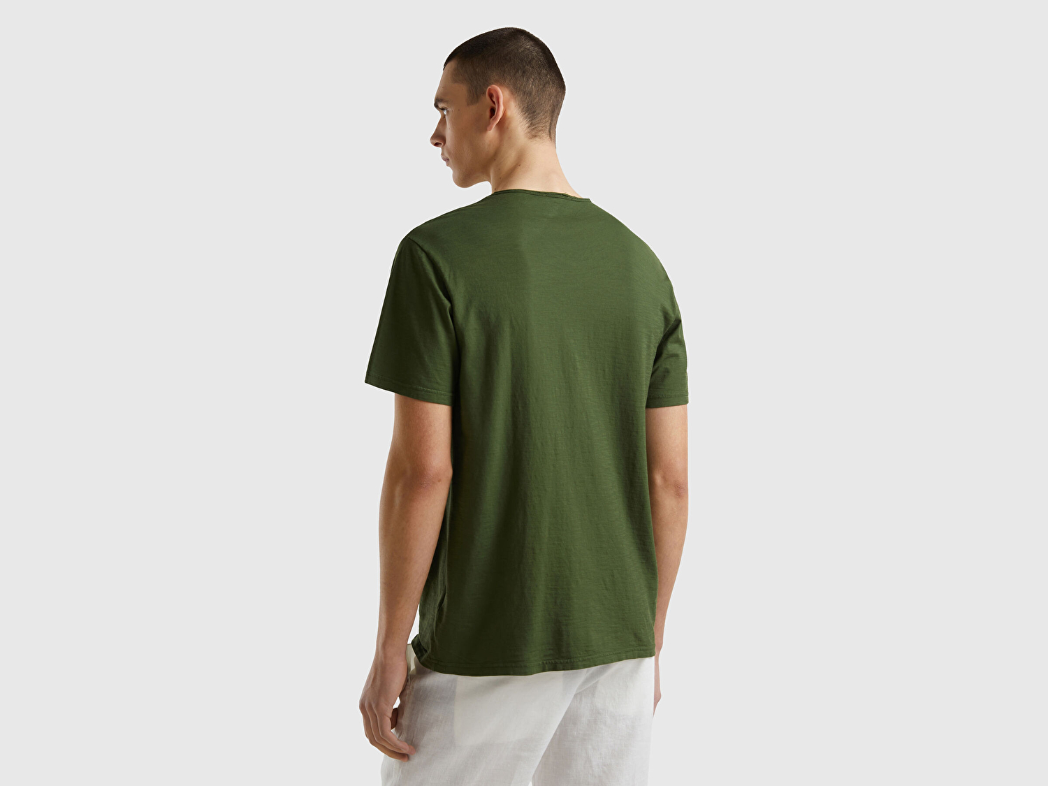Benetton Erkek Koyu Yeşil V Yaka Slub T-shirt