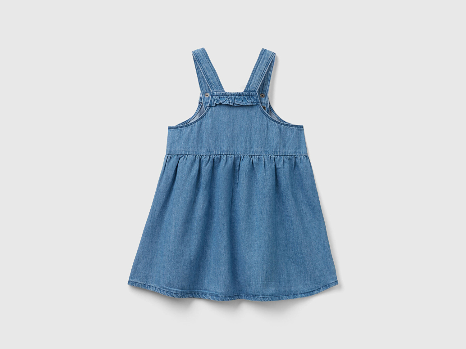 Benetton Kız Çocuk Mavi Eskitilmiş Efektli Mini Denim Salopet Elbise