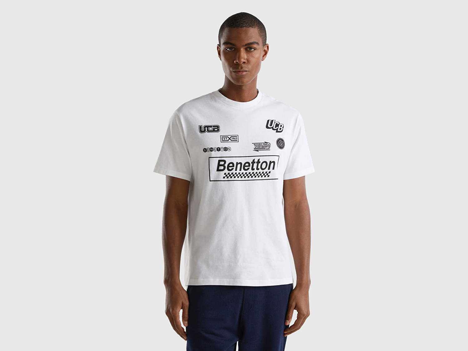 Benetton Erkek Beyaz %100 Pamuk Önü ve Arkası Logo Baskılı Bisiklet Yaka T-Shirt