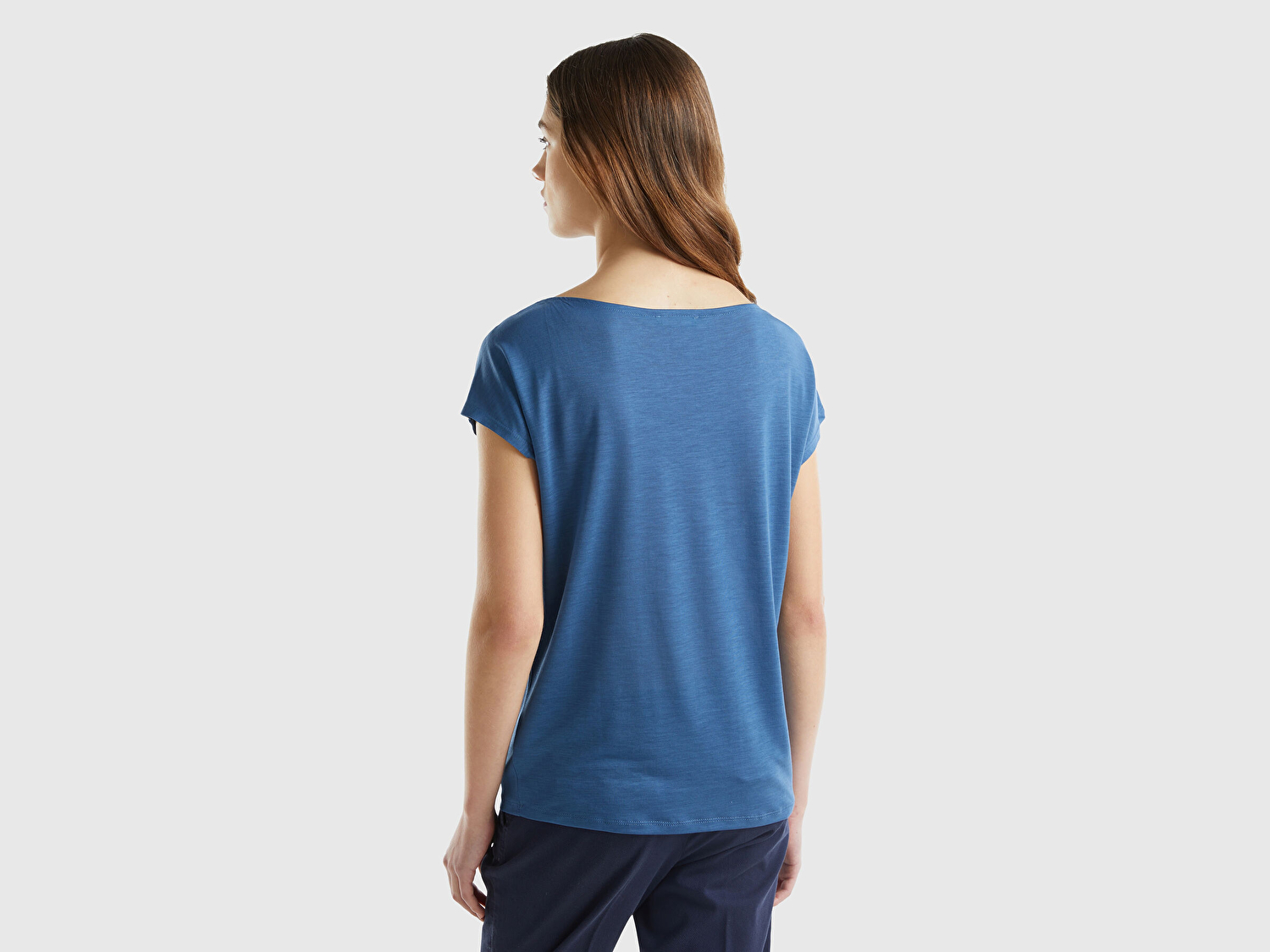Benetton Kadın Gece Mavisi %100 Liyosel Kimono Kollu Kayık Yaka T-Shirt