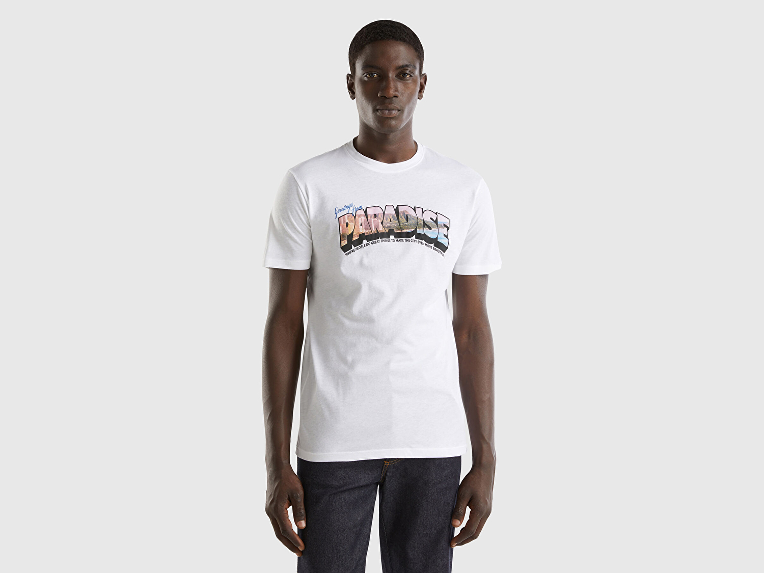 Benetton Erkek Beyaz %100 Pamuk Önü Fotoğraf Baskılı Dekoratif Dikişli T-Shirt