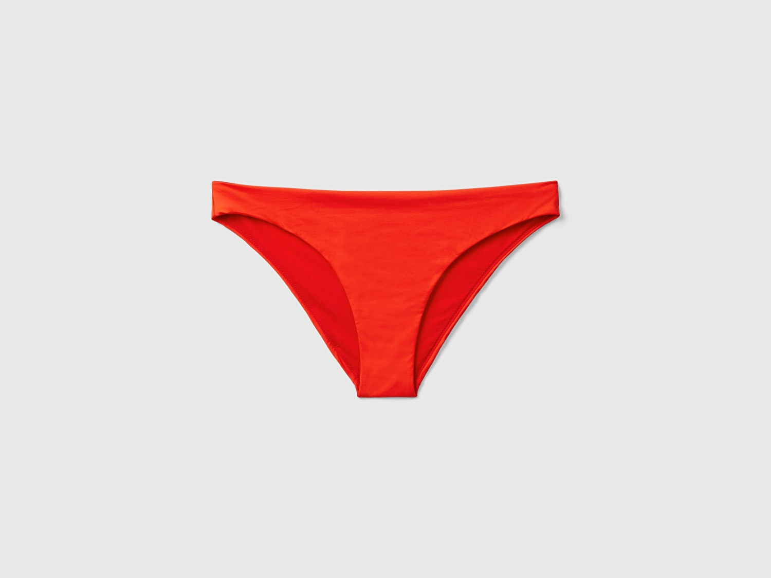 Benetton Kadın Kırmızı Klasik Kesim Düşük Bel Bikini Altı