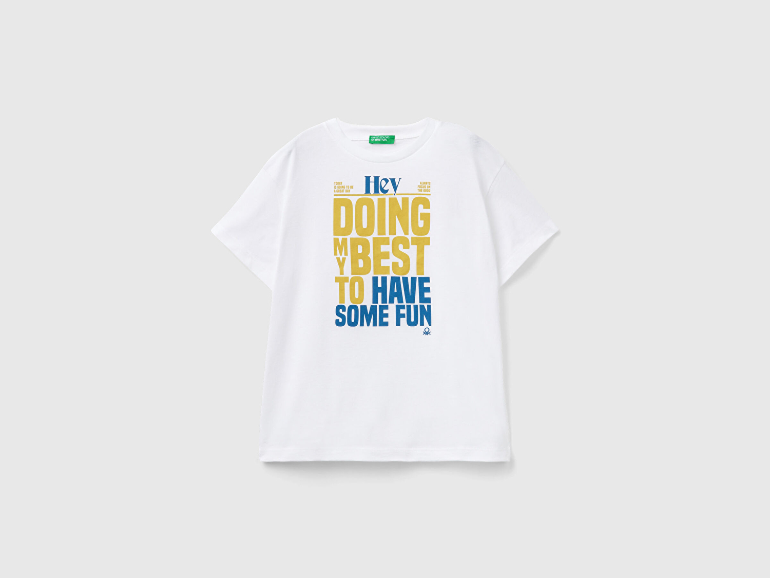 Benetton Erkek Çocuk Beyaz Önü Geniş Baskılı Bisiklet Yaka T-Shirt