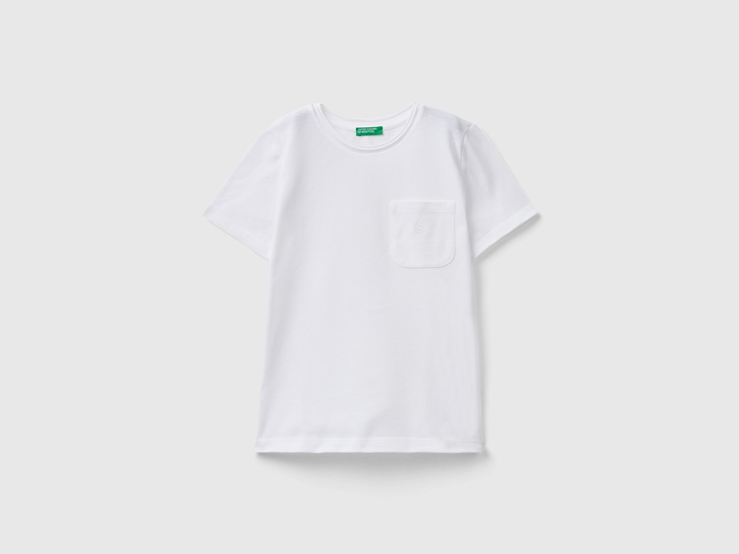 Benetton Erkek Çocuk Beyaz Logo İşlemeli Bisiklet Yaka Regular T-Shirt