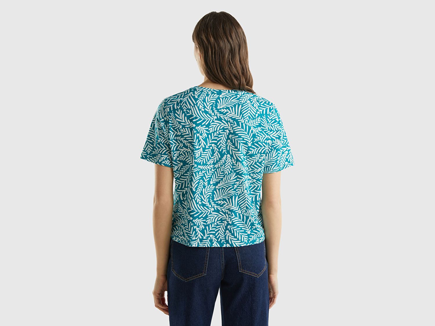 Benetton Kadın Yeşil Mix %100 Pamuk Tamamı Desenli Derin V Yaka T-Shirt