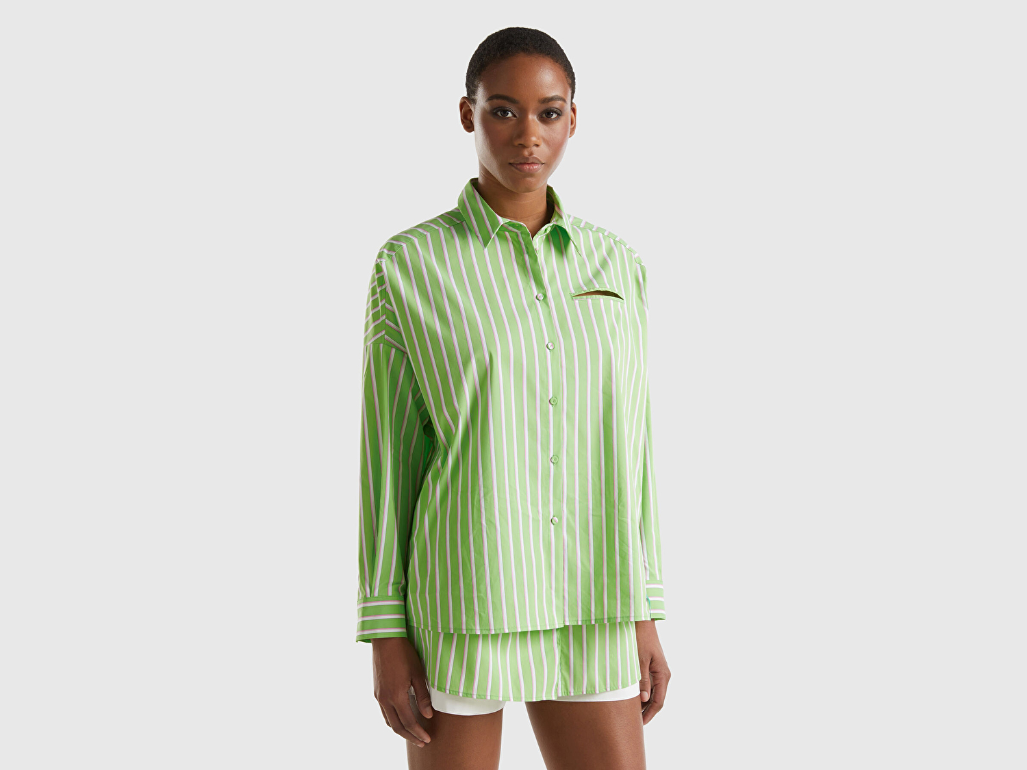 Benetton Kadın Açık Yeşil Streç Pamuklu Logo Detaylı Çizgili Uzun Kollu Gömlek
