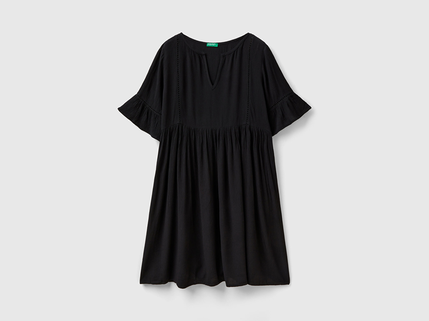 Benetton Kadın Siyah %100 Viskoz Kolları Fırfırlı Derin V Yaka Kısa Elbise
