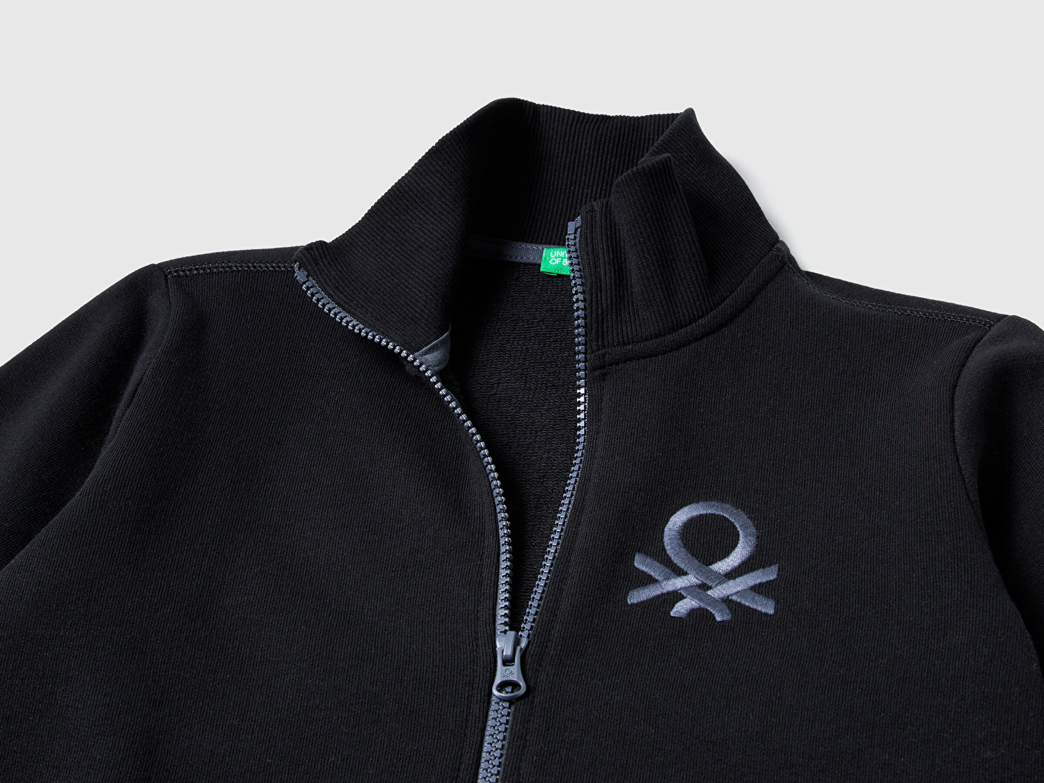 Benetton Erkek Çocuk Siyah Logolu Sweatshirt