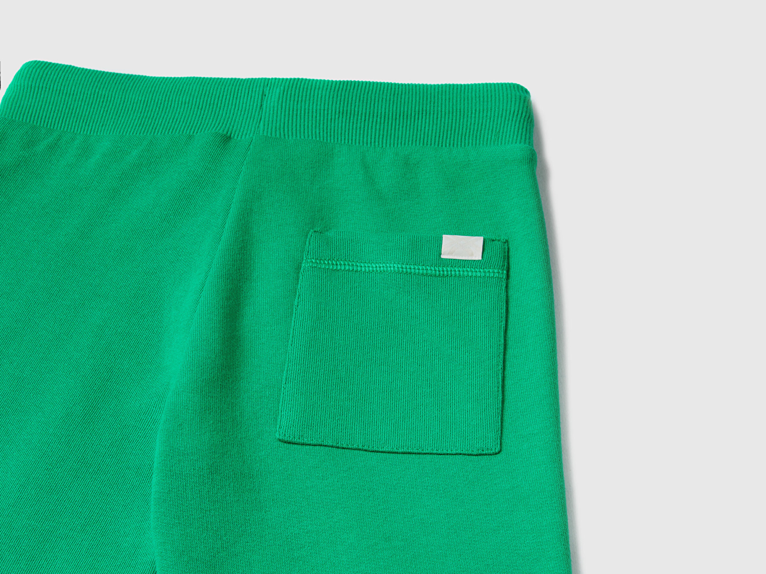 Benetton Erkek Çocuk Yeşil Arka Cebi Etiket Logolu Eşofman Altı