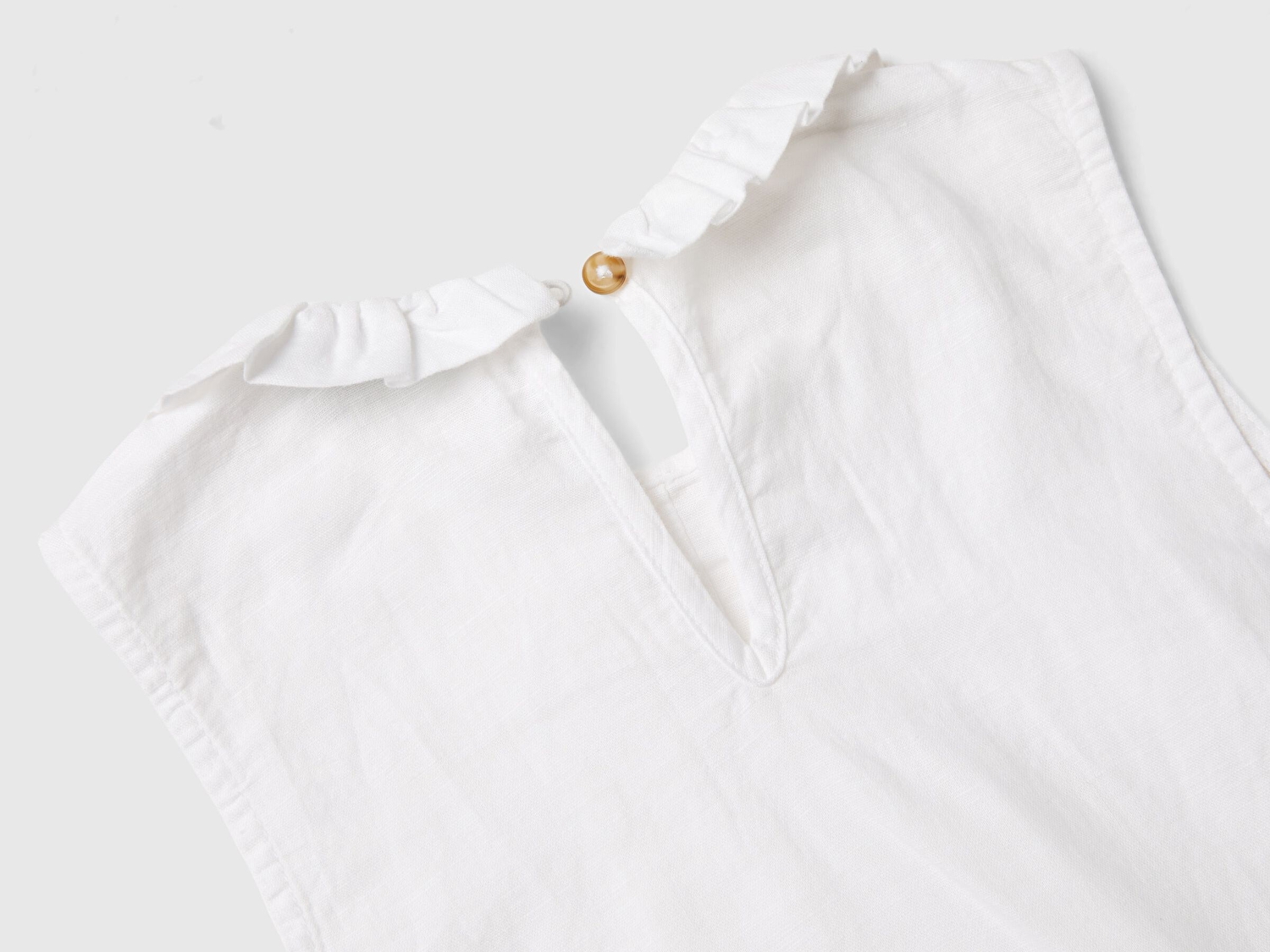 Benetton Kız Çocuk Beyaz Yakası Fırfırlı Kolsuz Bluz