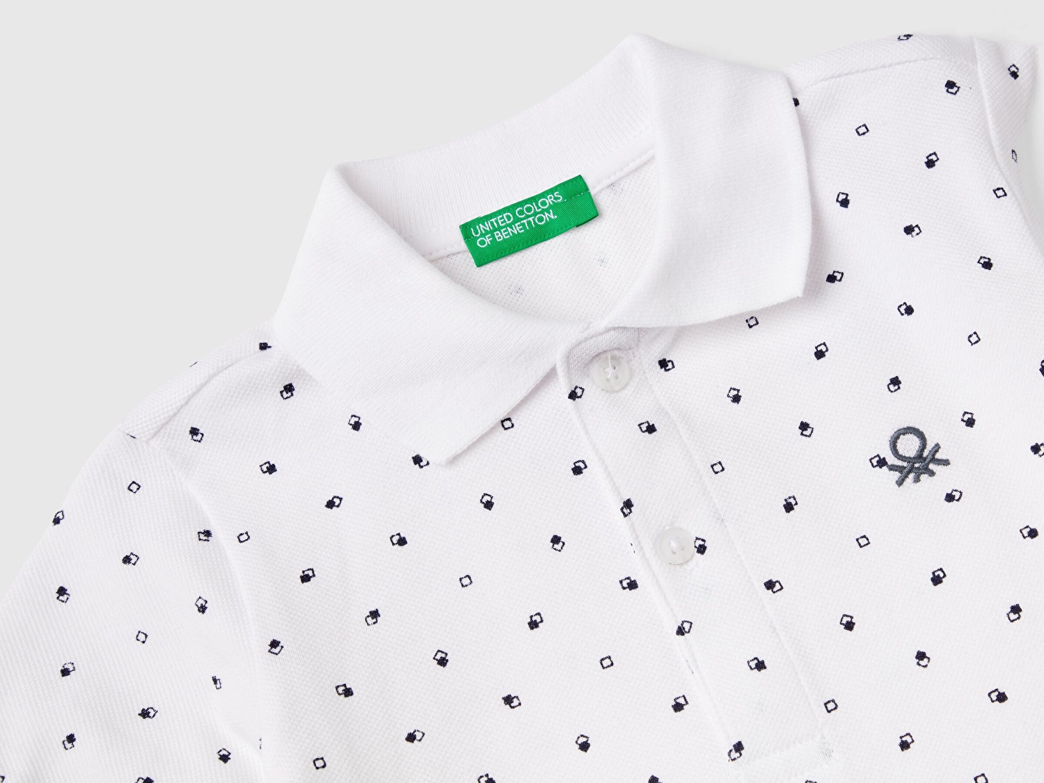 Benetton Erkek Çocuk Beyaz Sol Göğsü Logo İşlemeli Mikro Desenli Polo Yaka T-Shirt