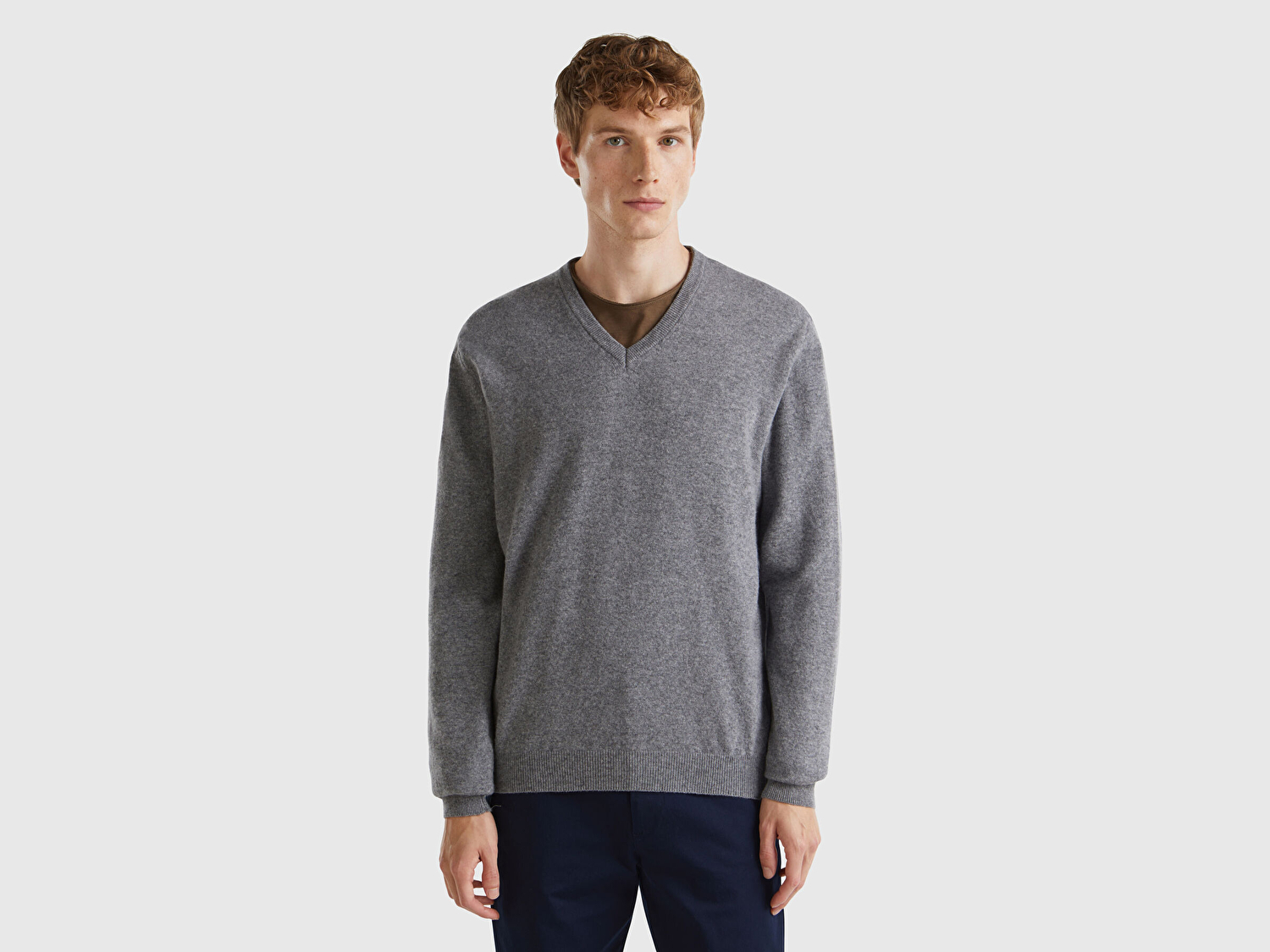 Benetton Erkek Antrasit Melanj V Yaka %100 Merino Kazak