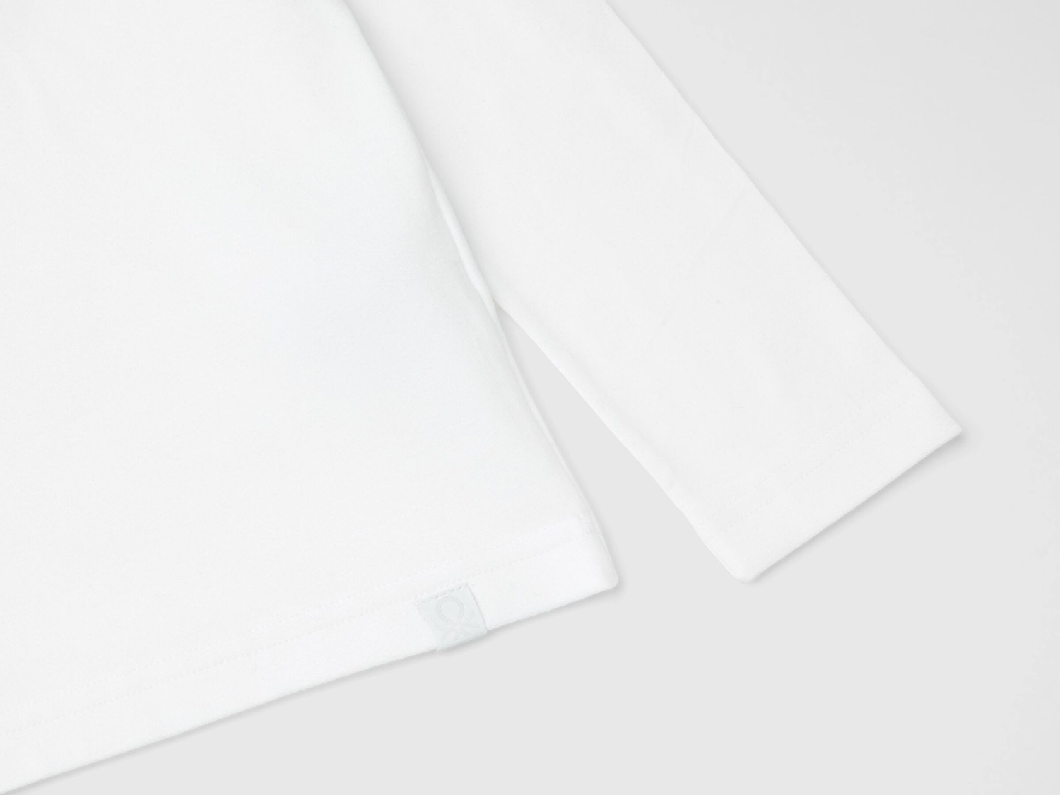 Benetton Erkek Çocuk Beyaz Balıkçı Yaka Basic T-Shirt