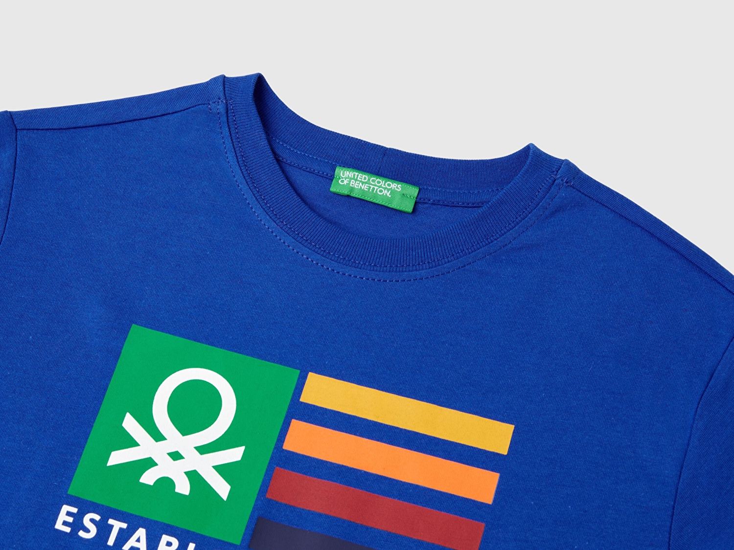 Benetton Erkek Çocuk Saks Mavi Önü Çok Renkli Logo Baskılı Bisiklet Yaka Uzun Kollu T-Shirt