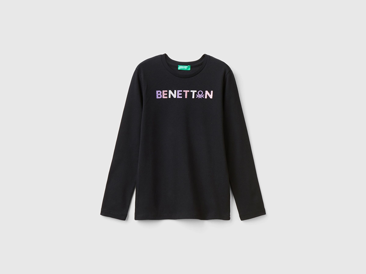 Benetton Kız Çocuk Siyah Önü Parıltılı Logo Baskılı Regular Fit Uzun Kollu T-Shirt