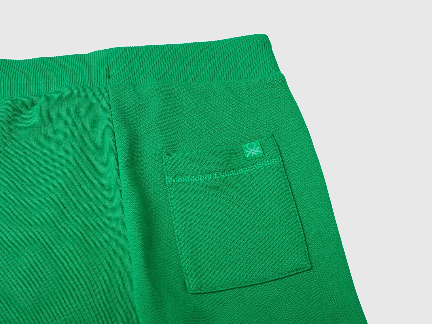 Benetton Erkek Çocuk Yeşil Arka Cebi Etiket Logolu Eşofman Altı
