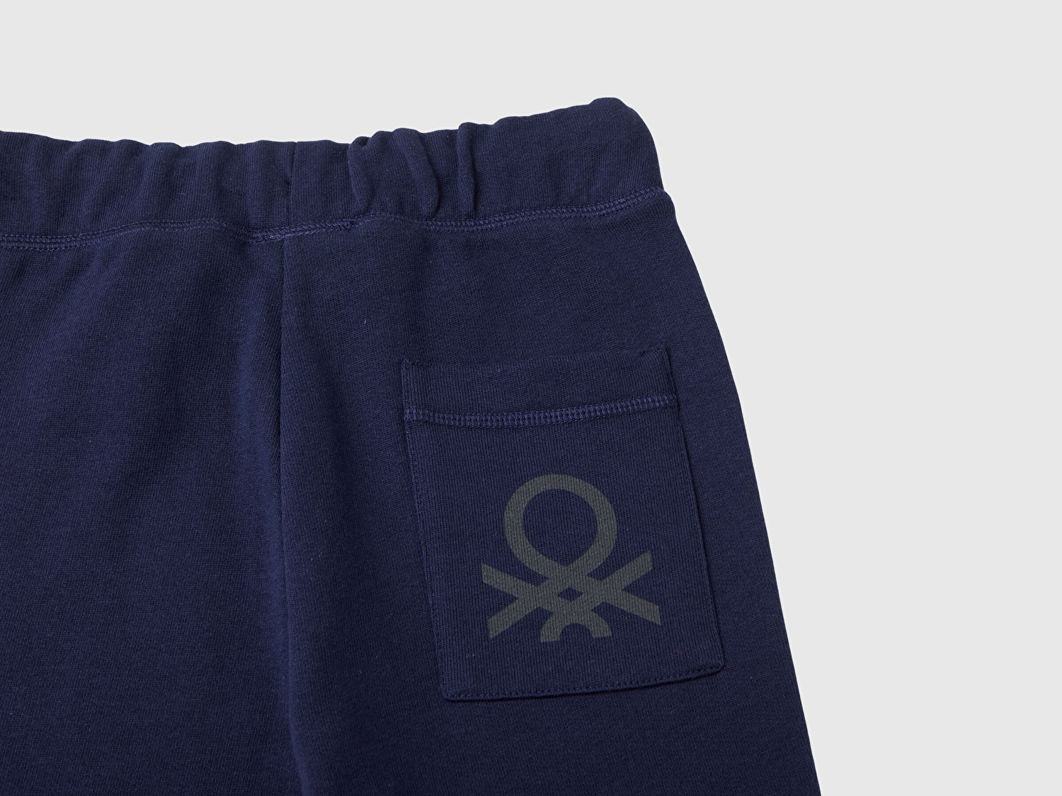 Benetton Erkek Çocuk Lacivert Arka Cebi Logolu Eşofman Altı