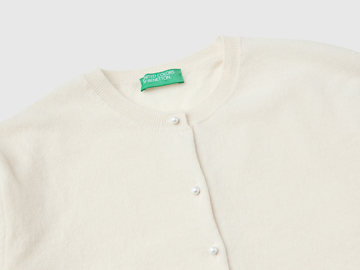 Benetton Kadın Krem %100 Merino Bisiklet Yaka İnci Düğmeli  Hırka