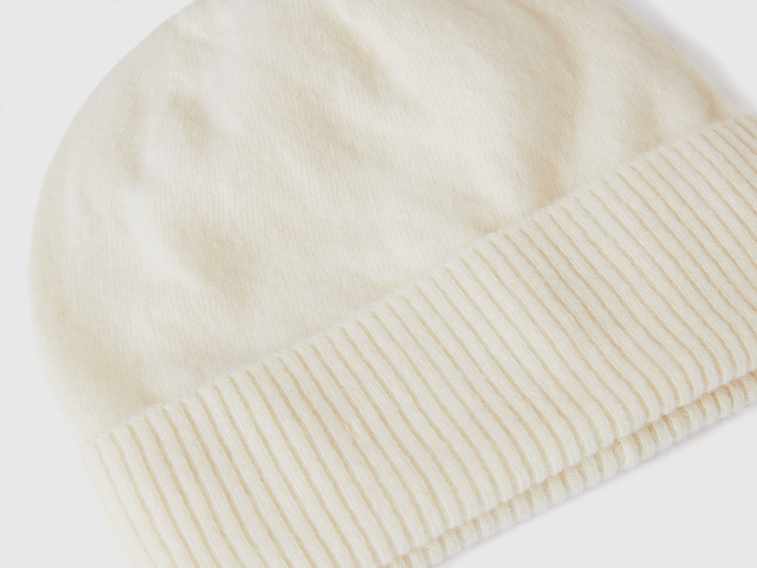 Benetton Kadın Krem %100 Merino Bere