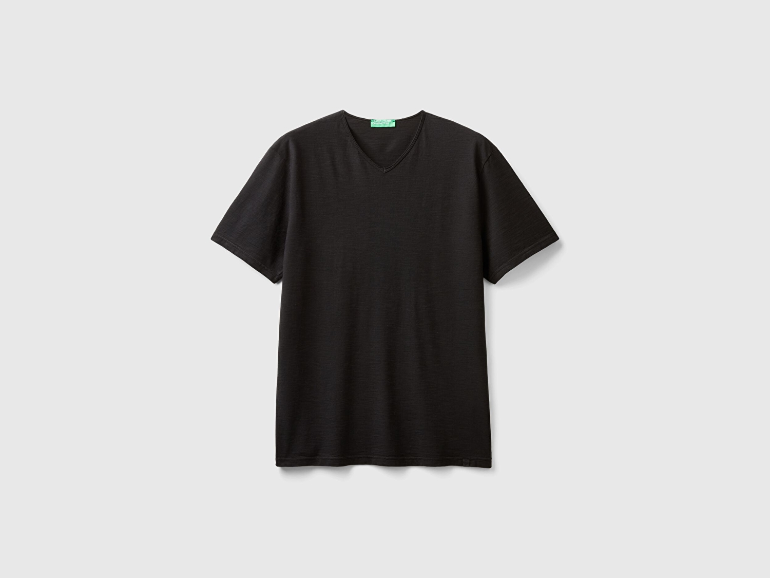 Benetton Erkek Siyah V Yaka Slub T-shirt