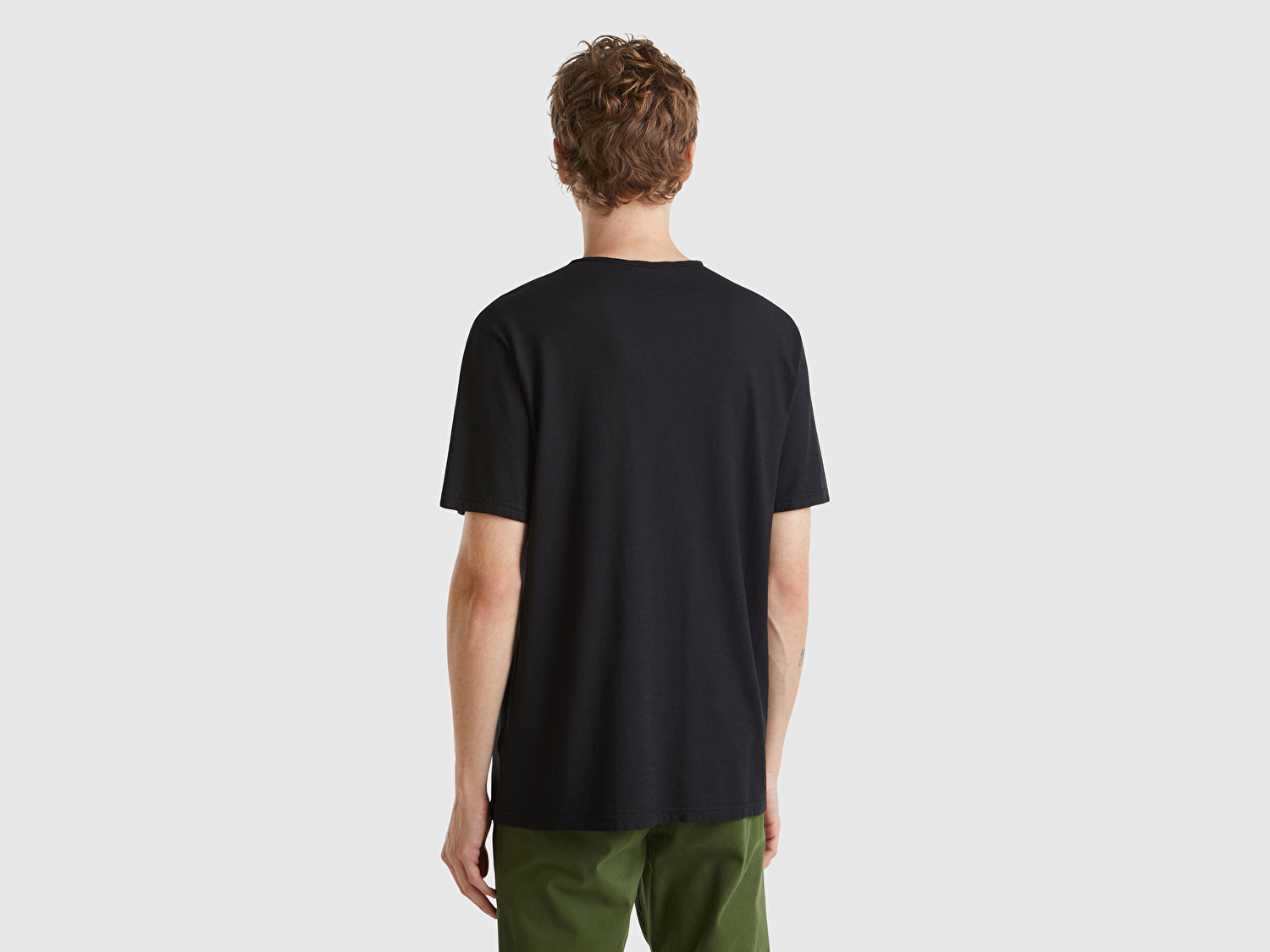 Benetton Erkek Siyah V Yaka Slub T-shirt