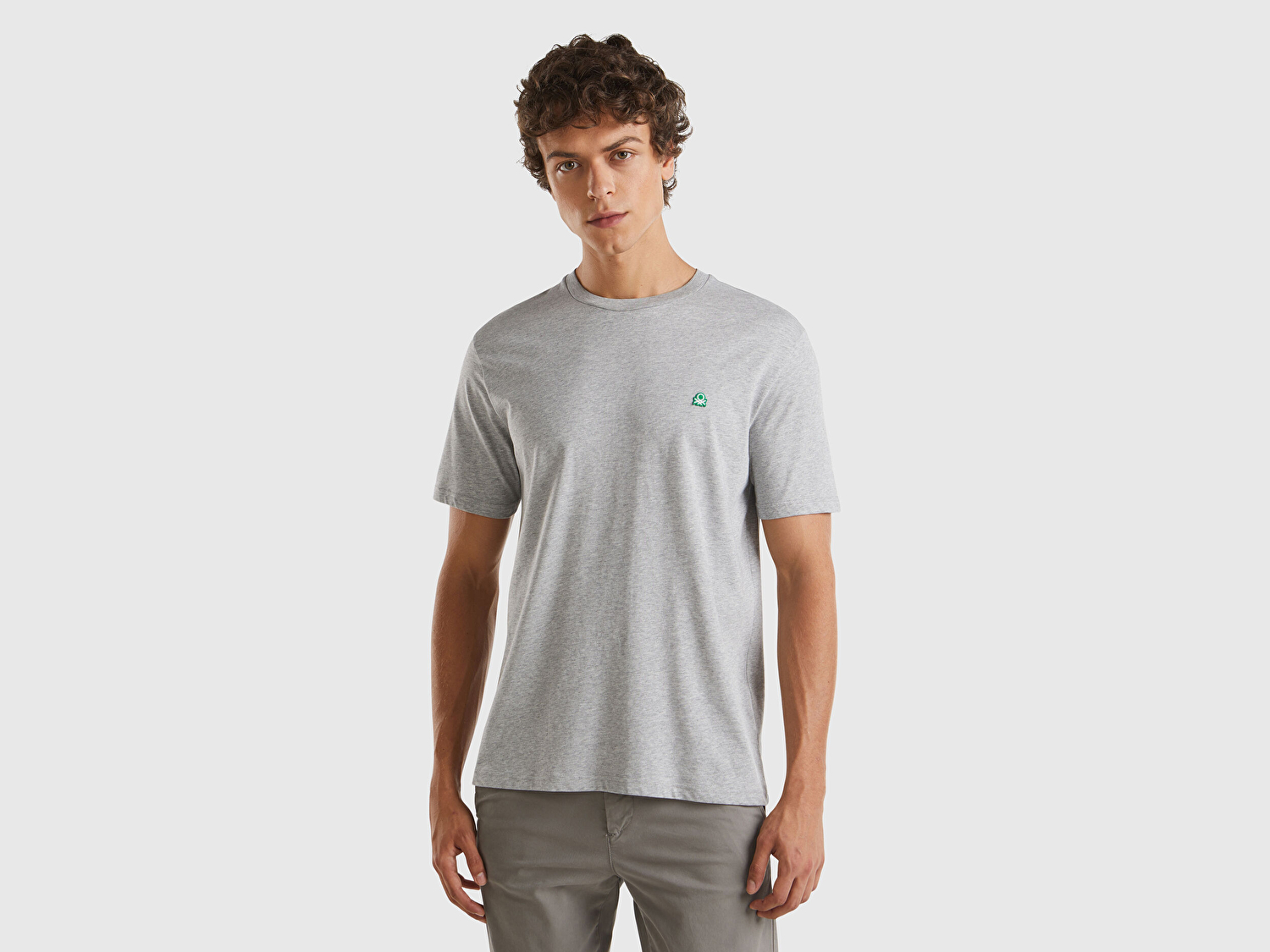 Benetton Erkek Gri Melanj %100 Koton Benetton Logolu Bisiklet Yaka T-Shirt