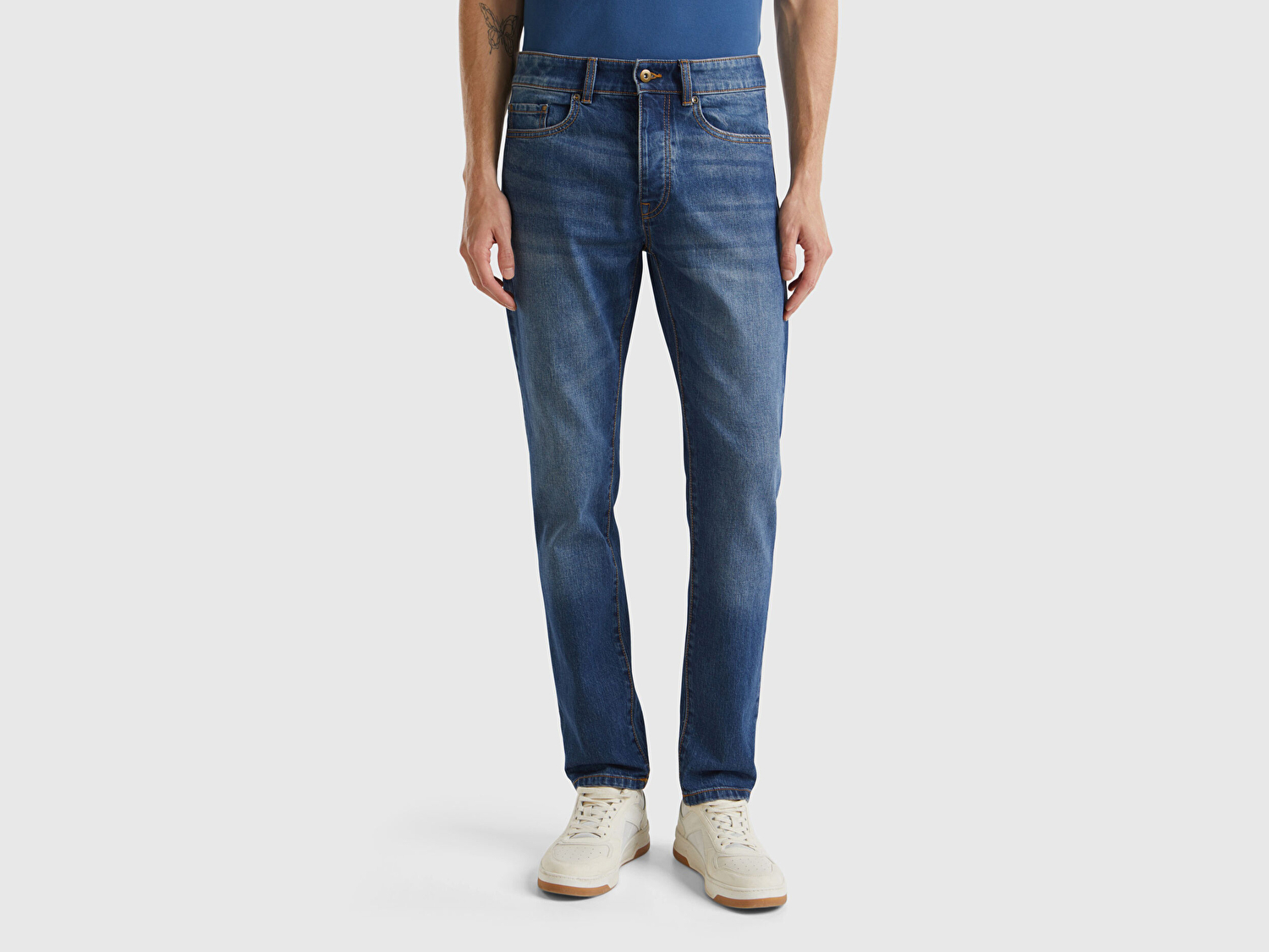 Benetton Erkek Mavi Pamuk Karışımlı Arkası Logo Etiketli Cepli Slim Fit Denim Pantolon