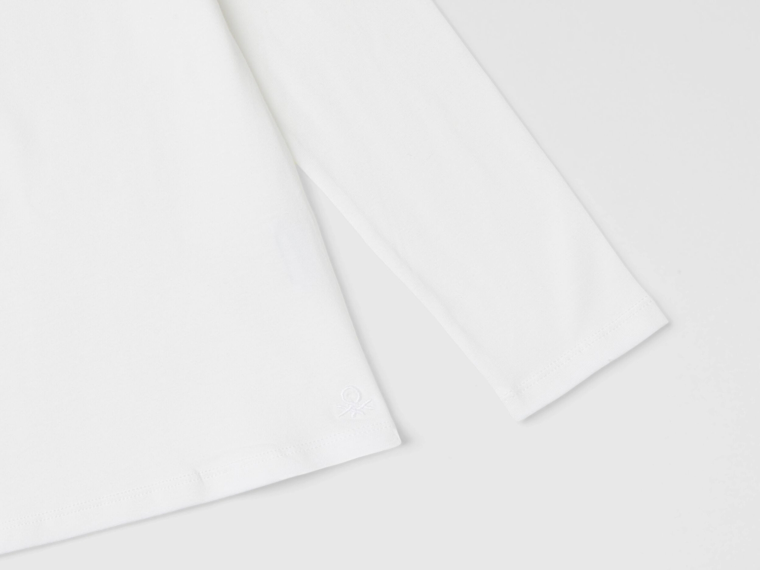 Benetton Kız Çocuk Beyaz Balıkçı Yaka Basic T-Shirt