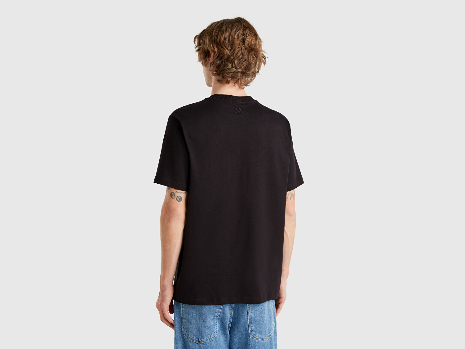 Benetton Erkek Siyah %100 Pamuk Yama Cep Detaylı Oversize T-Shirt
