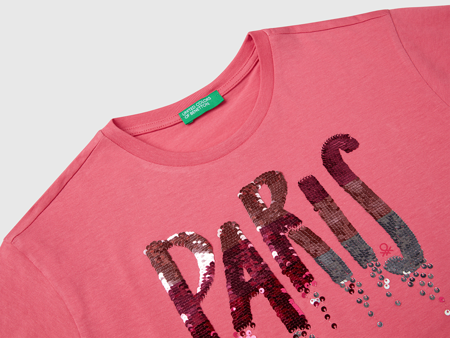 Benetton Kız Çocuk Fuşya Önü Payet İşlemeli Baskılı T-Shirt