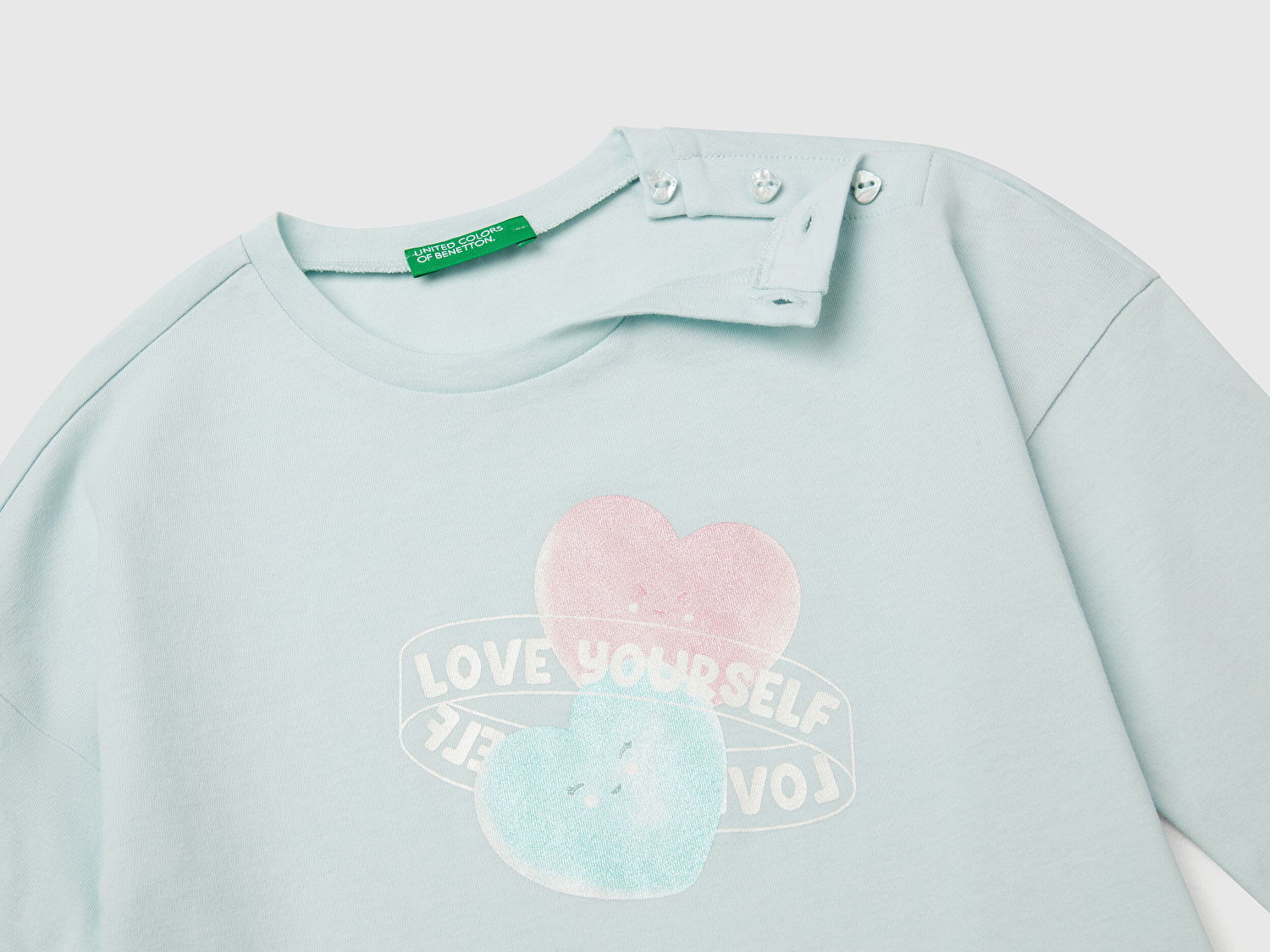 Benetton Kız Bebek Su Yeşili Baskılı Logo Etiketli Kalp Düğmeli T-Shirt