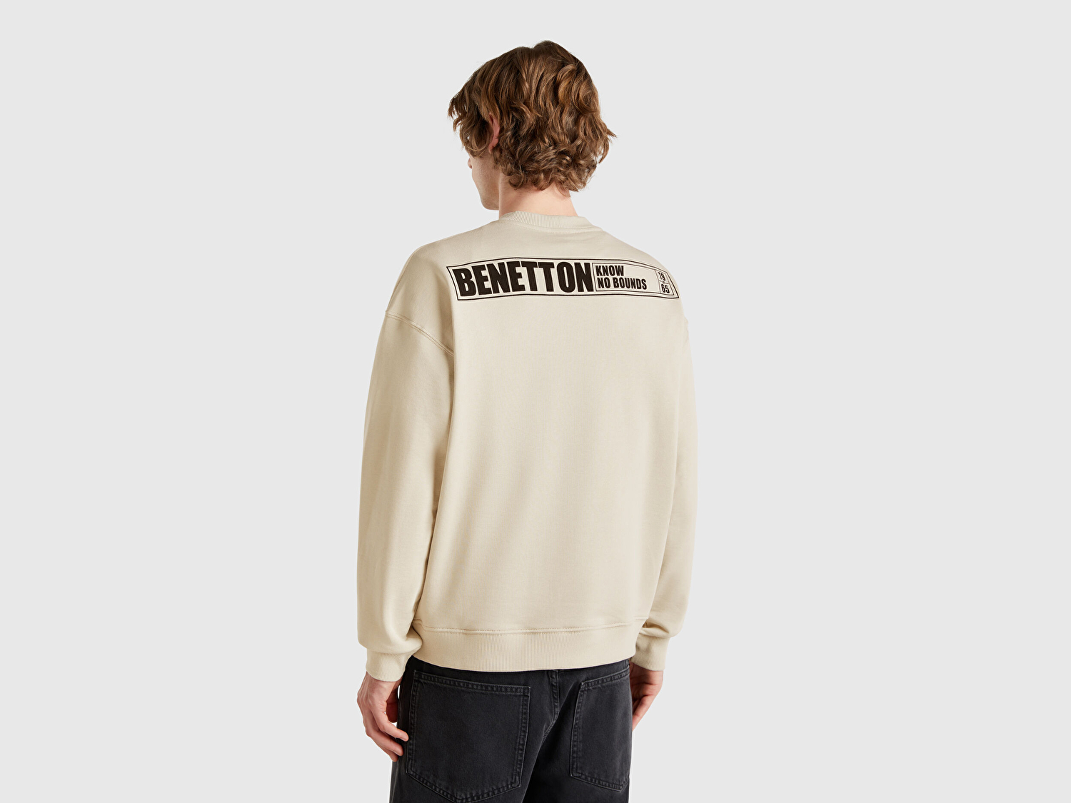 Benetton Erkek Taş Rengi Pamuk Karışımlı Önü Baskılı Relax Fit Sweatshirt