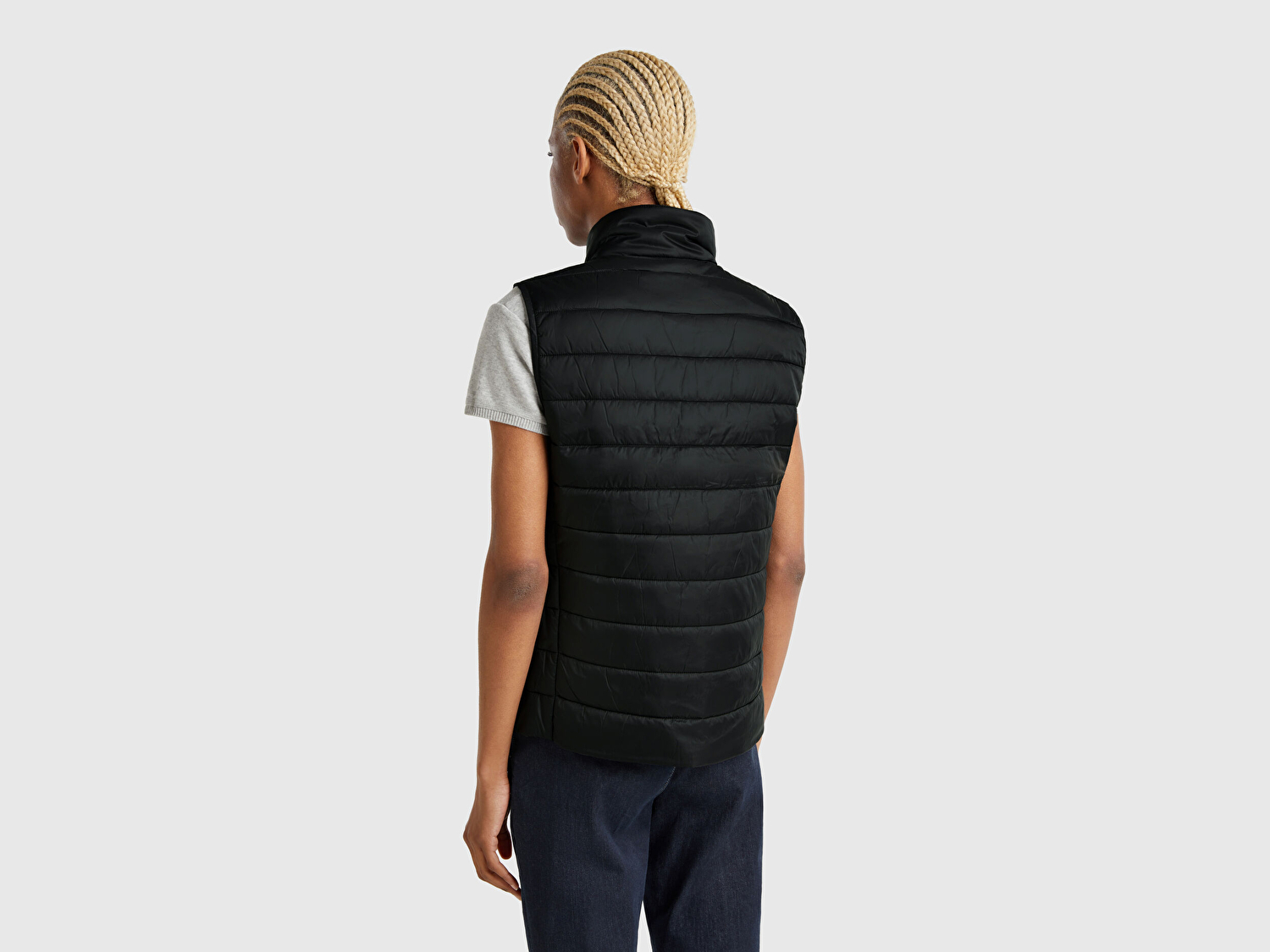 Benetton Kadın Siyah Polyester Dolgulu Fermuarlı Slim Fit Pufa Yelek