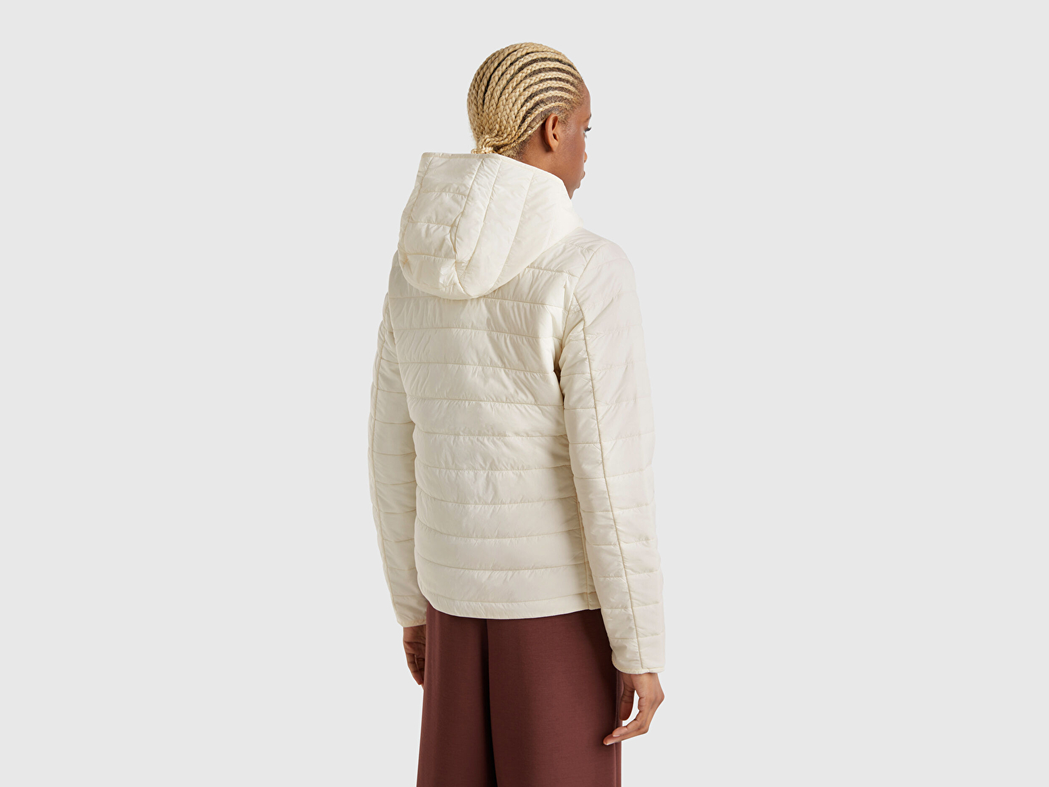 Benetton Kadın Krem Polyester Dolgulu Feramuarlı Kapüşonlu Slim Fit Puffer Mont