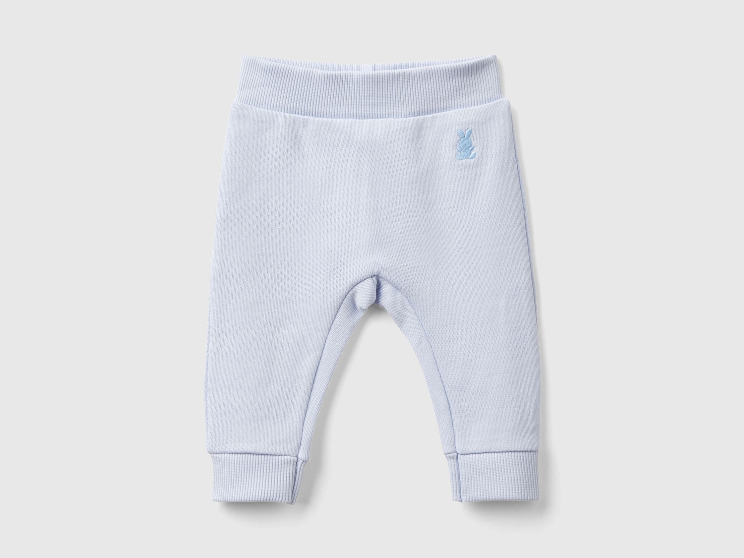 Benetton Bebek Toz Mavi Tavşan Baskılı Beli ve Paçası Lastikli Eşofman Altı