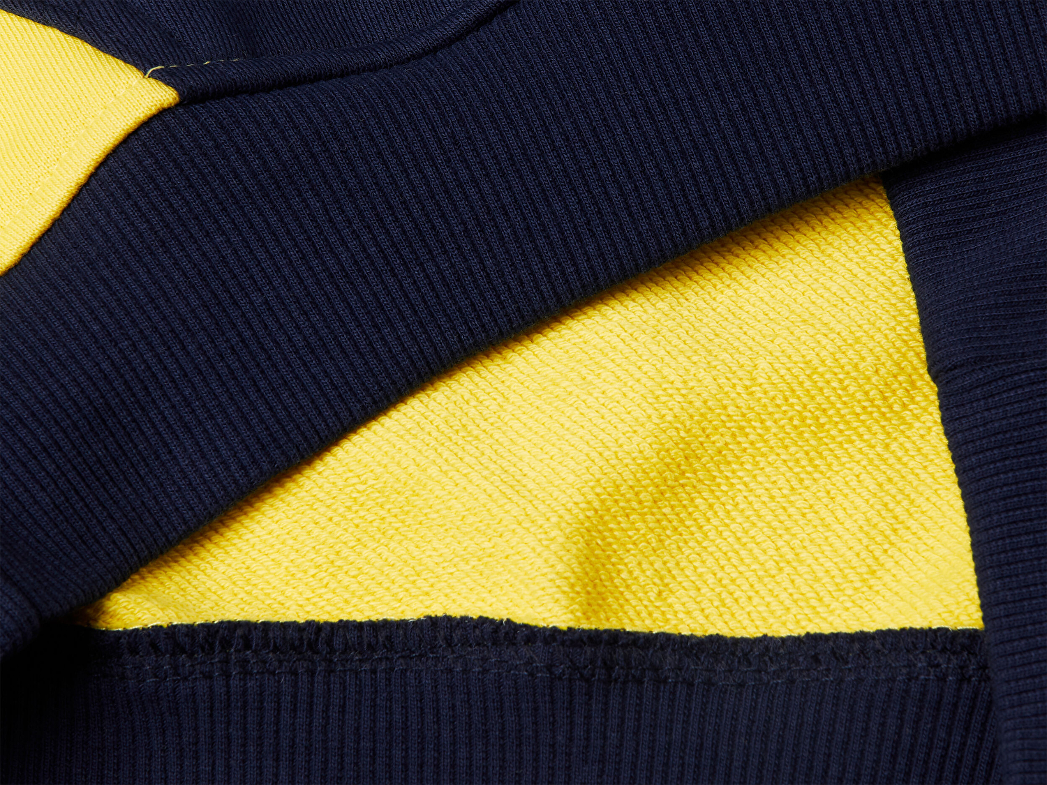 Benetton Erkek Çocuk Sarı Mix Benetton Logolu Kanguru Cepli Kapüşonlu Sweatshirt