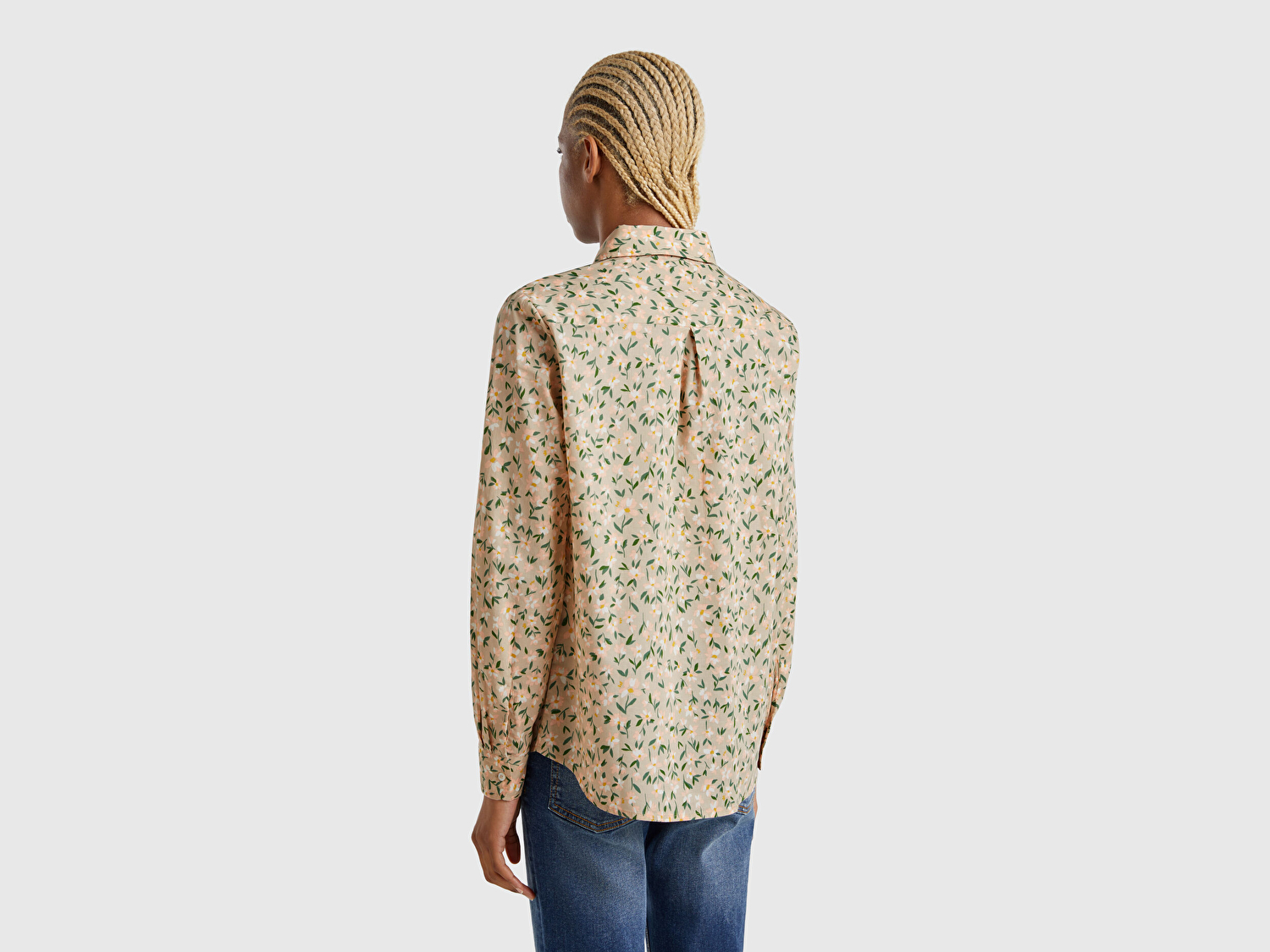 Benetton Kadın Bej-Yeşil %100 Pamuk Desenli Manşetli Regular Fit Müslin Gömlek