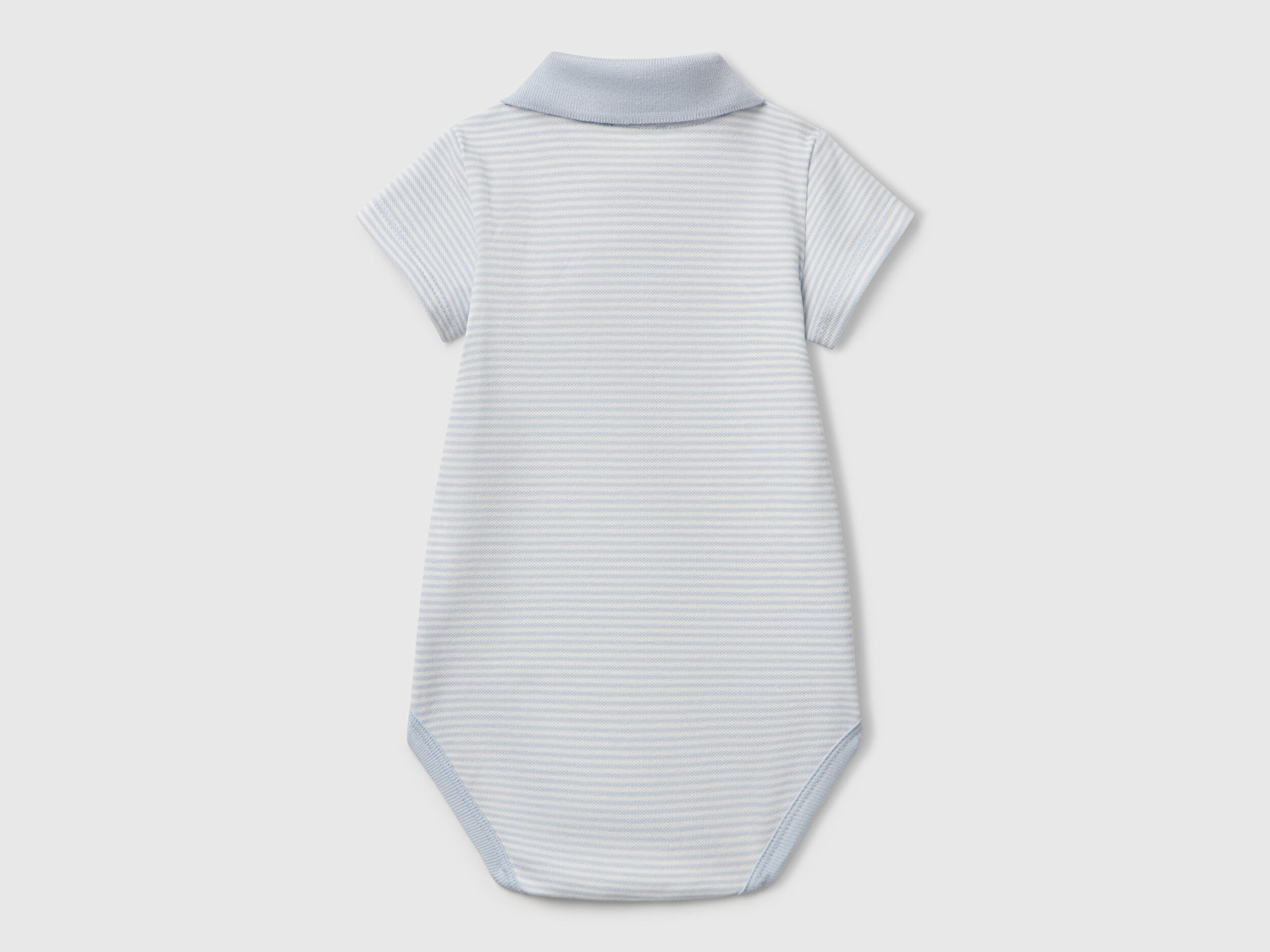 Benetton Bebek Toz Mavi Tavşan İşlemeli Düğme Detaylı Polo Yaka Body