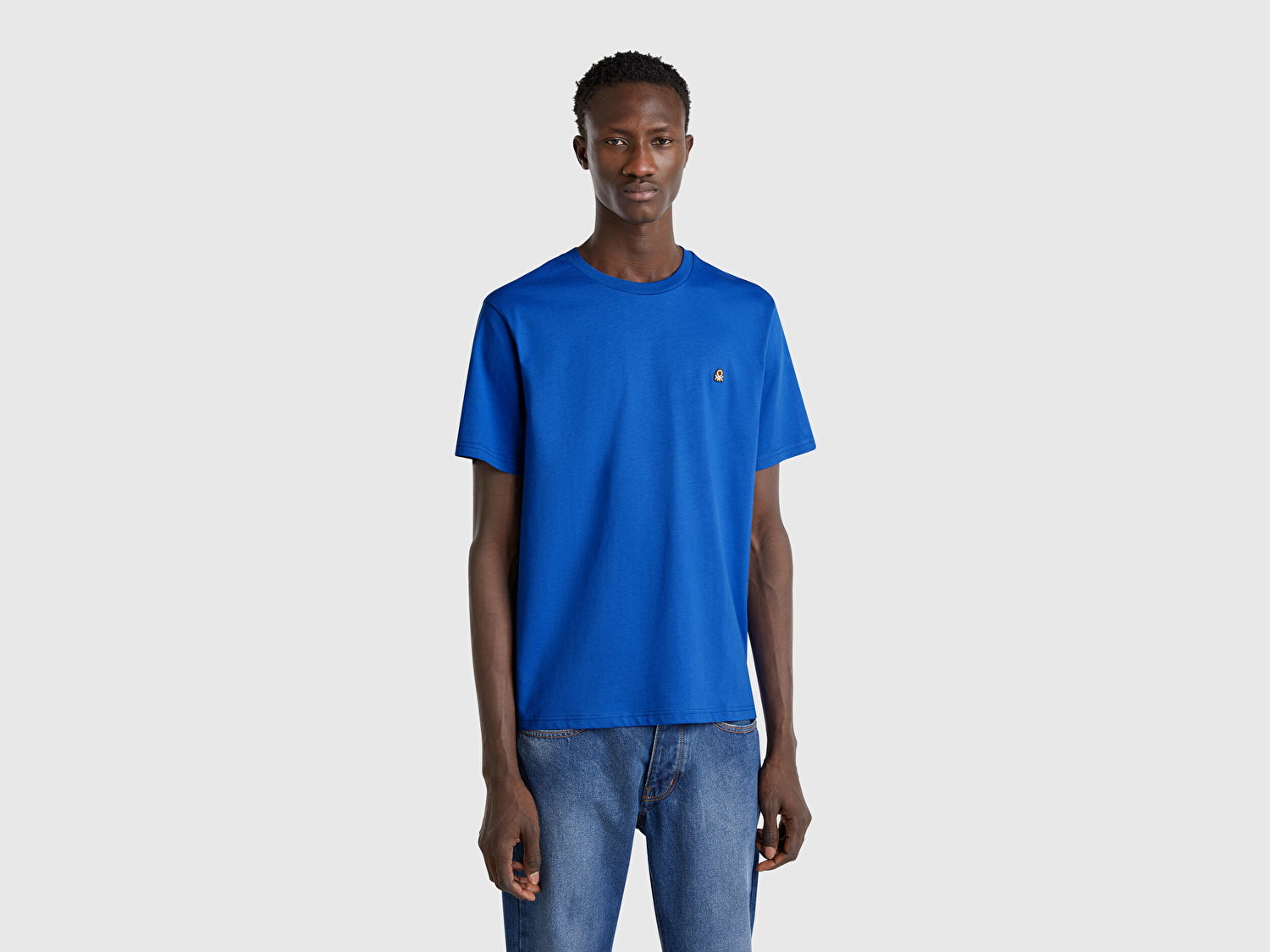 Benetton Erkek Saks Mavi %100 Koton Benetton Logolu Bisiklet Yaka T-Shirt