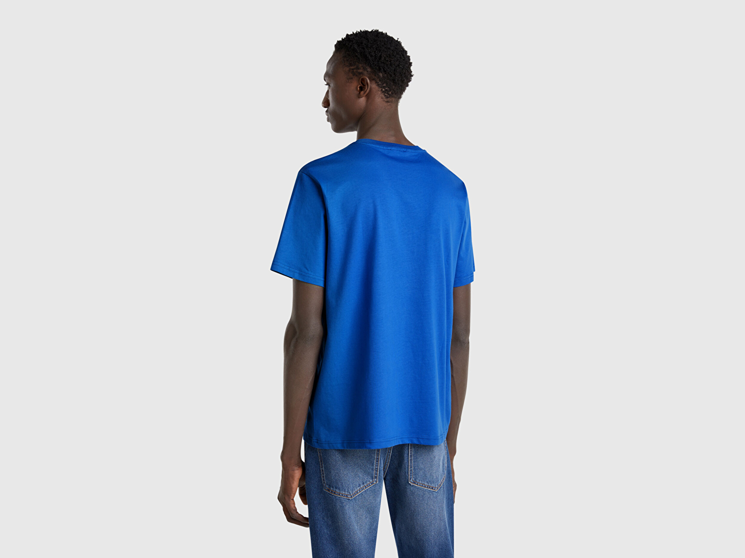 Benetton Erkek Saks Mavi %100 Koton Benetton Logolu Bisiklet Yaka T-Shirt